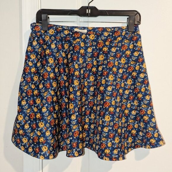 *3 FOR $9* Forever 21 Navy Floral Print Flared A-Line Circle Skater Short Skirt - Picture 1 of 2